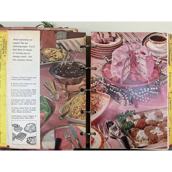 Better Homes and Gardens New Cook Book 1962 Revised Second Printing Ring Binder - Picture 4 of 8